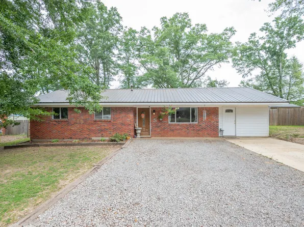 91 W Northside Dr, Ackerman, MS 39735