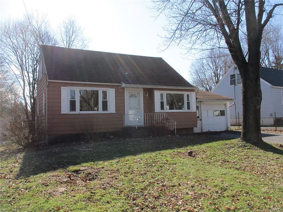 1st image of 112 Drexler Ave S