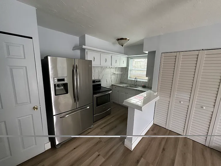 13130 NW 30th Ave #2 — Photo 4