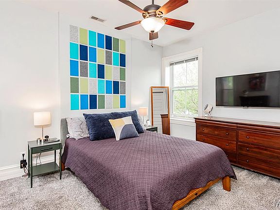 5th image of 3846 Shaw Blvd #C