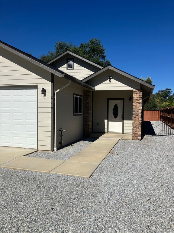 18170 7th Ave - Property Image