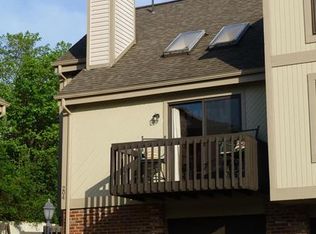 204 Serendipity Dr, Coraopolis, PA 15108