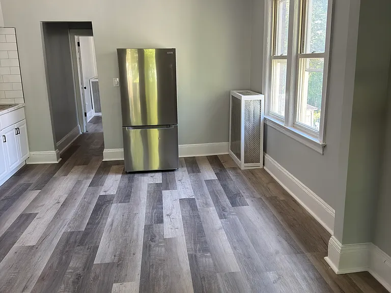 67-69 Westbourne Pkwy #3 — Photo 9