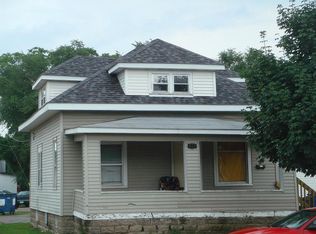 212 10th St N, La Crosse, WI 54601