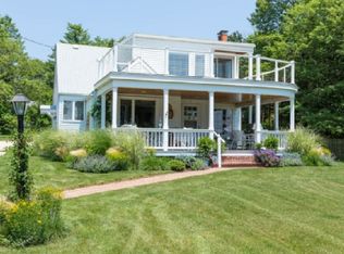 3 Meadowbrook Way, Sag Harbor, NY 11963