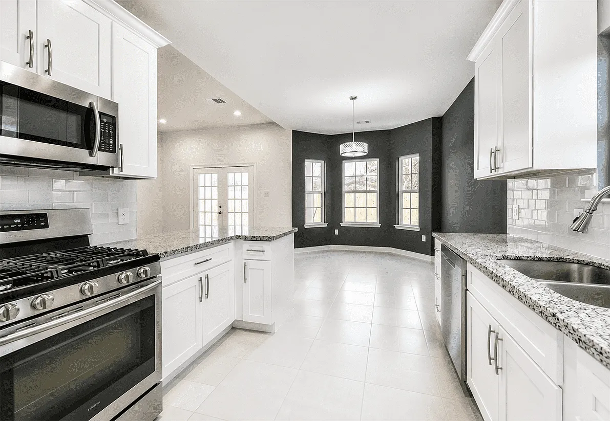 Building Photo - 4847 Sunflower St