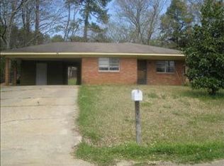 122 Cherry Hill Dr, Jackson, MS 39212