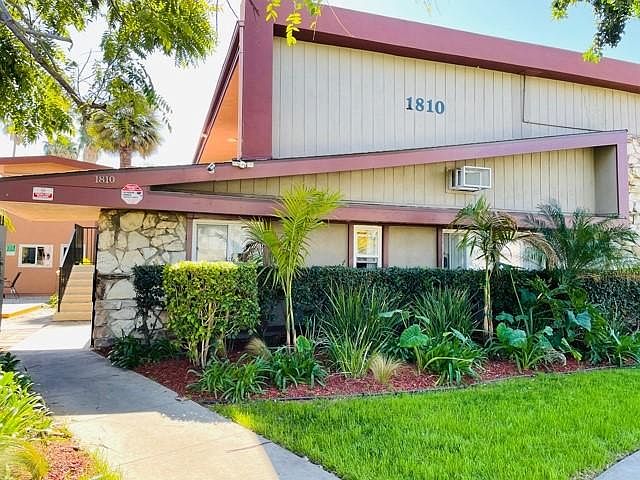 1st image of 1810 W Sallie Ln APT 4