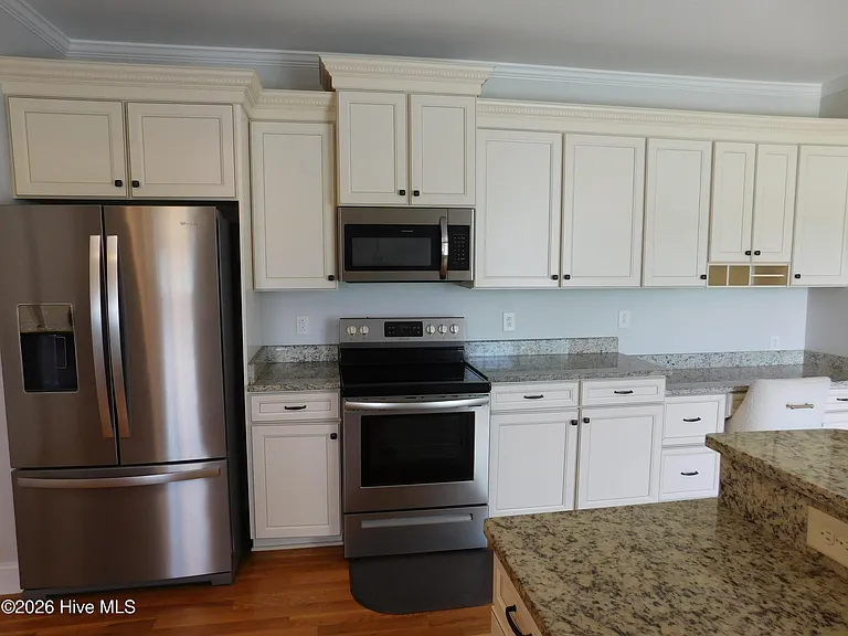 101 Staffordshire Dr #101 — Photo 21