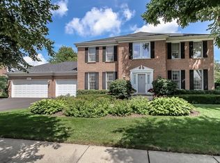680 Longford Dr, Des Plaines, IL 60016