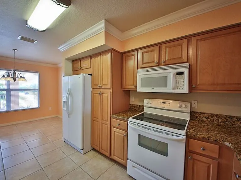Santa Barbara Villas - Move in Special — Photo 48