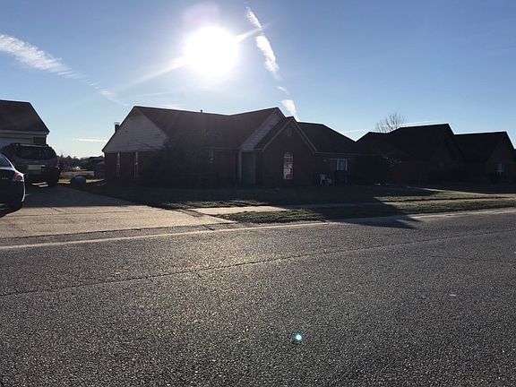 3rd image of 7428 Dunbarton Dr