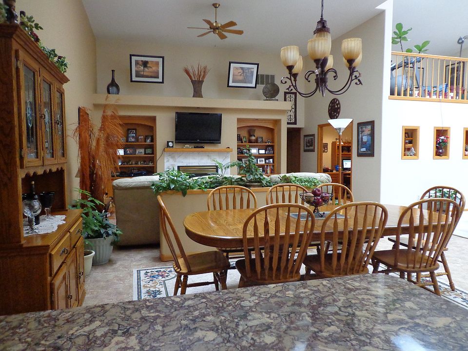 Looking from kitchen 