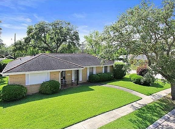 2nd image of 2601 Ramsey Dr