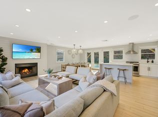 36 Charla Dr, Southampton, NY 11968