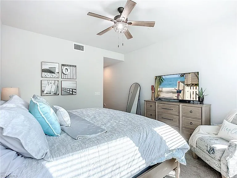 4664 Arboretum Cir #101 — Photo 23