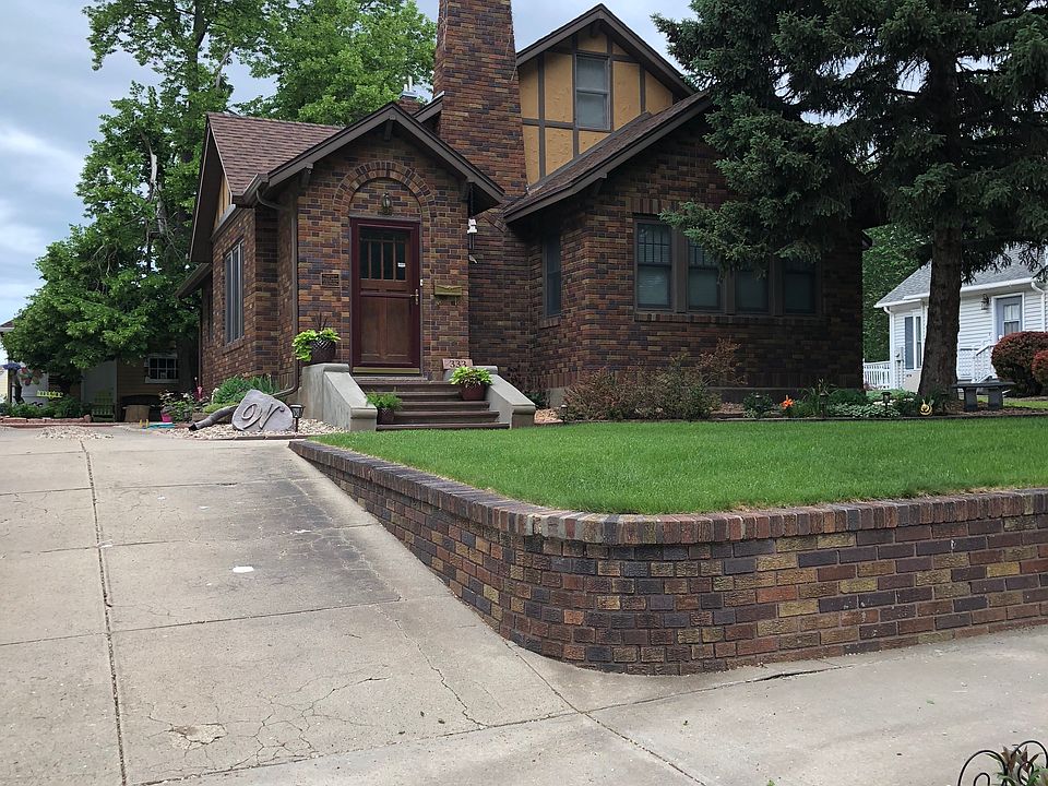 Street view front of home