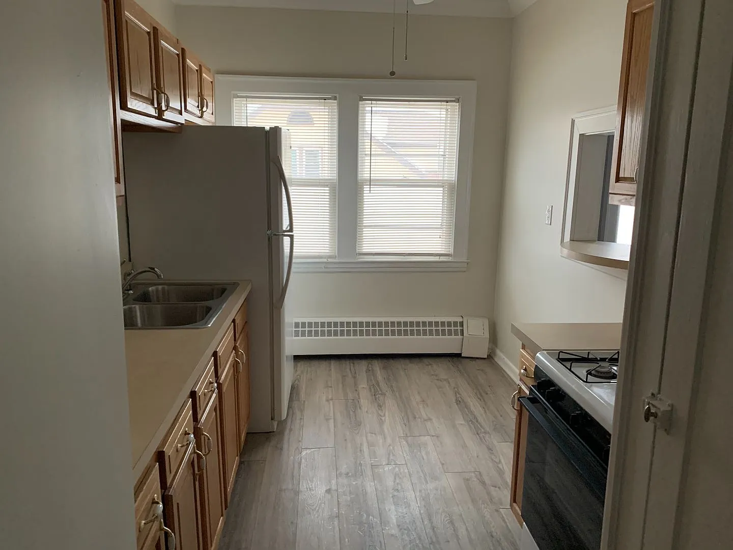 3718 W 159th Street — Photo 2