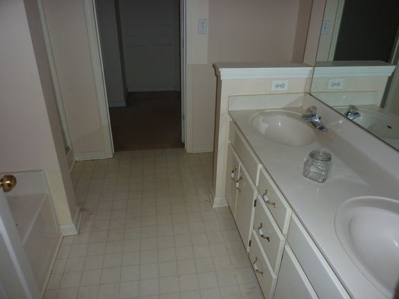 5th image of 125 Cannon Dr
