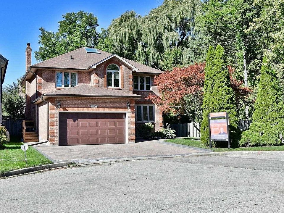 2281 Cottonwood Cir, Pickering, ON L1X 2R1 Zillow