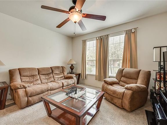5th image of 2216 Central Park Ln