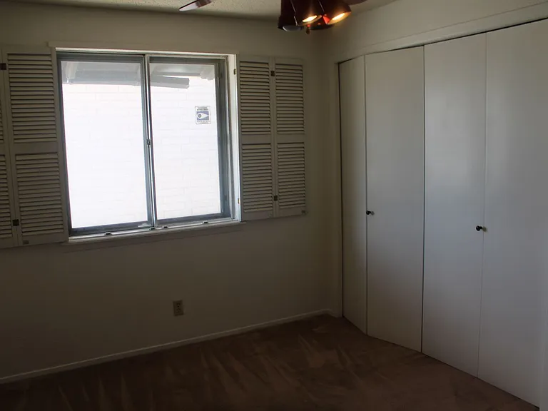 3000 Park North Dr — Photo 11