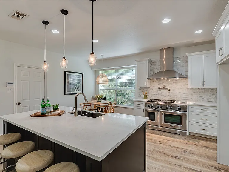4411 Voyager Dr — Photo 3