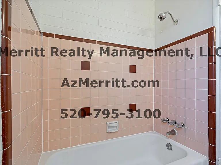 1598 N Fremont Ave #1 — Photo 15