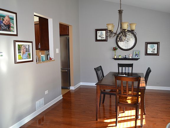 5th image of 13049 Bramble Ct
