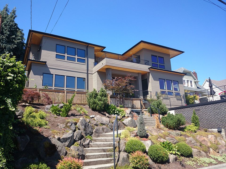 1st image of 2717 36th Ave SW