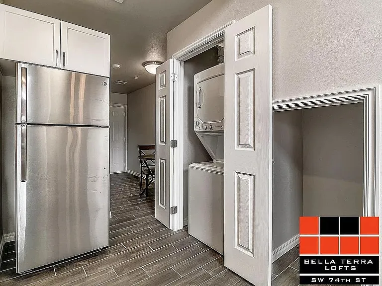 Bella Terra Lofts — Photo 10