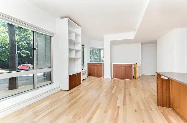 Rented by Halstead Real Estate | media 4