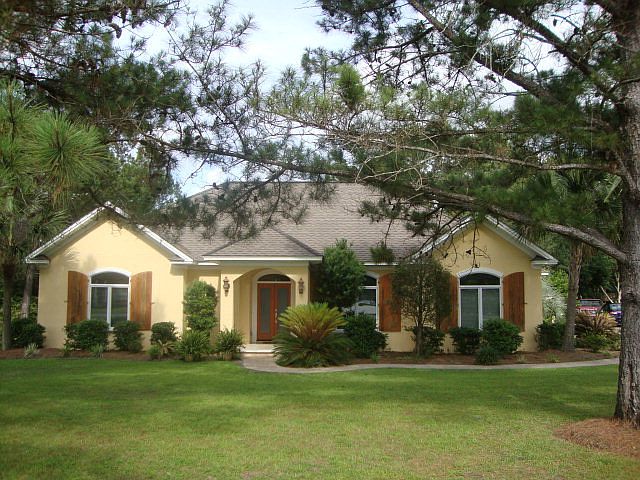 1st image of 129 Chinquapin Dr