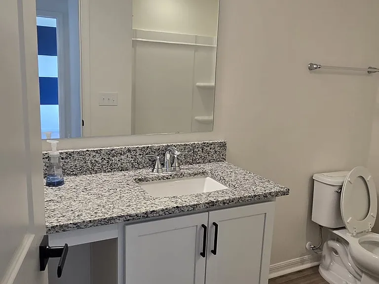 748 Overpool Ave — Photo 6