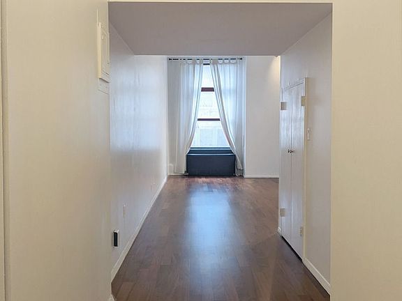 4th image of 244 Madison Ave APT 2D