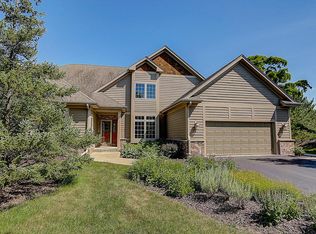 10540 N Hidden Creek Dr, Mequon, WI 53092