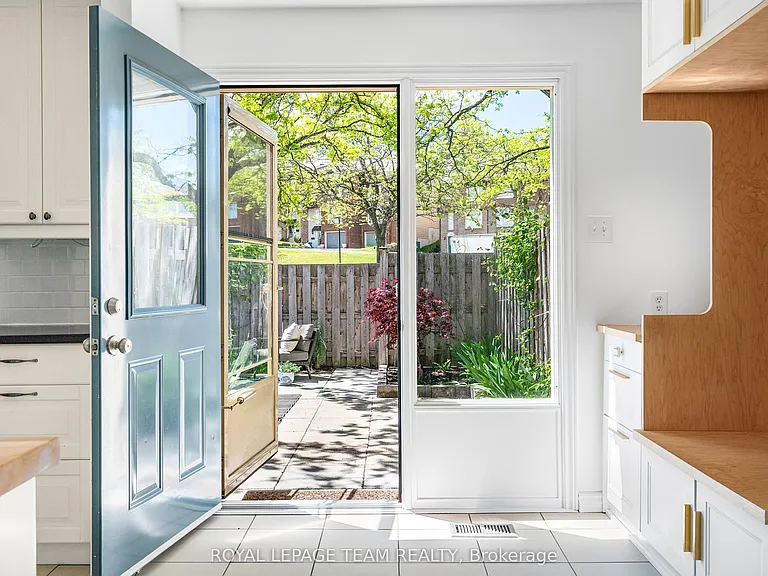 182 Owl Dr — Photo 44