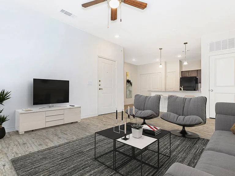 Campus Apartments — Photo 29