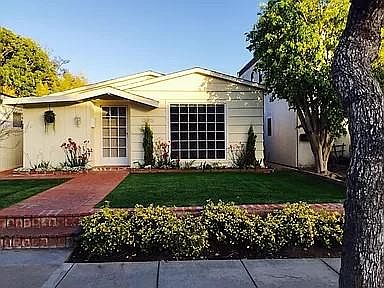 1st image of 506 1/2 Orchid Ave