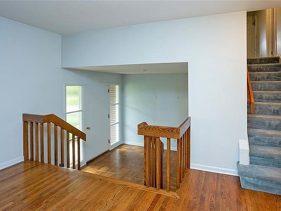 5th image of 5004 Northlawn Cir