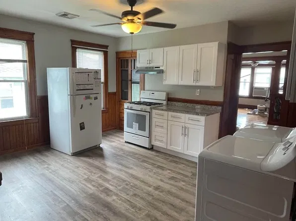 151 Ingleside Ave, 151 Ingleside Ave #3, Worcester, MA 01604