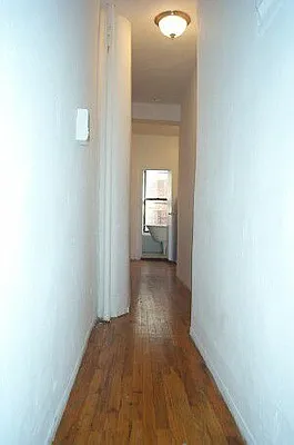 Rented by Tower Brokerage | media 22