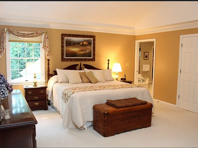 7217 Pine Tree Ct — Photo 22