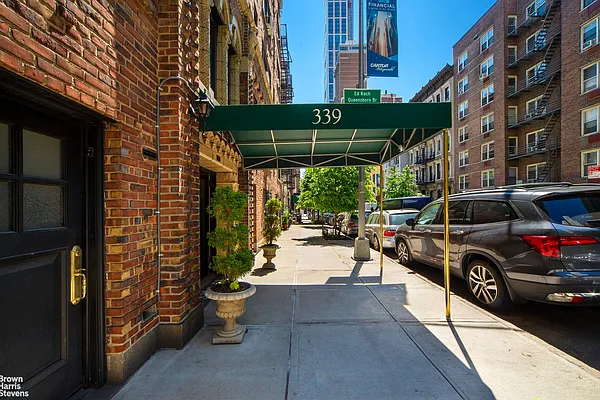 Sold by Brown Harris Stevens | media 21