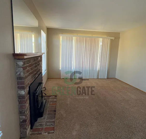 17400 E State Highway 120 — Photo 8