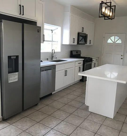 1732 Hauser Blvd — Photo 1