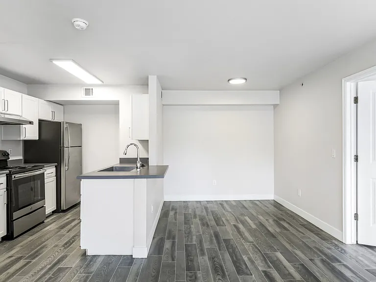 Maison's Landing Apartments — Photo 39