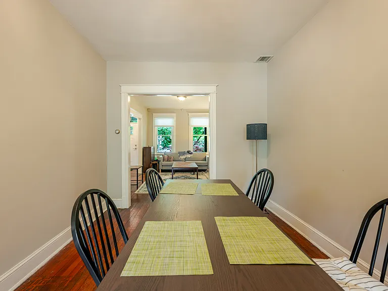 505 Kentucky Ave SE — Photo 30