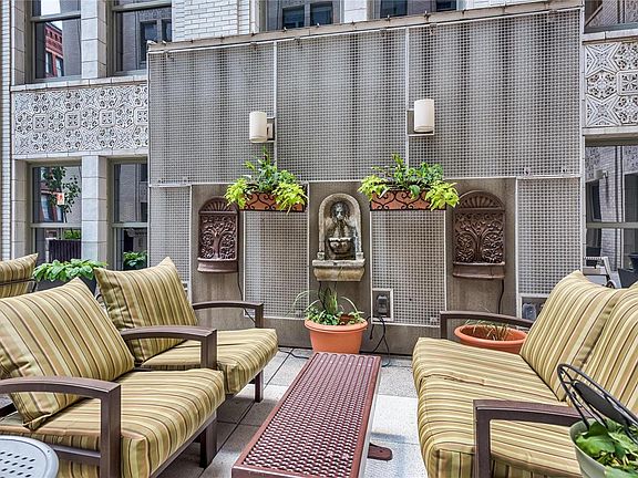 5th image of 314 N Broadway Ave Unit 1901