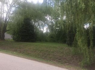 306 Briar Cliff St SW, Poplar Grove, IL 61065